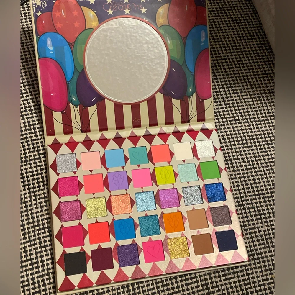 Beauty Creations Remi Circus Clown Eyeshadow Palette - Multicolor